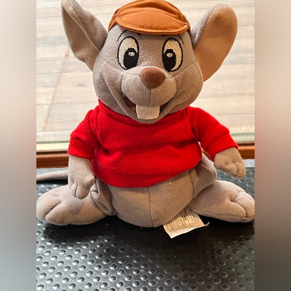 Vintage Disney Store The Rescuers Bernard Mouse Bean Bag 7" Plush